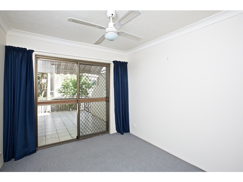 2 ‘Old Burleigh Court’ 117 Old Burleigh Road, Broadbeach QLD 4218