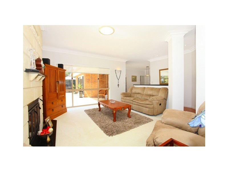 103 Port Jackson Boulevard, Clear Island Waters QLD 4226