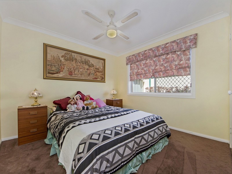 5 Tannah Court, Broadbeach Waters QLD 4218