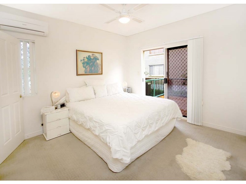 1 ‘Casa Del Mar’ 99 Old Burleigh Road, Broadbeach QLD 4218