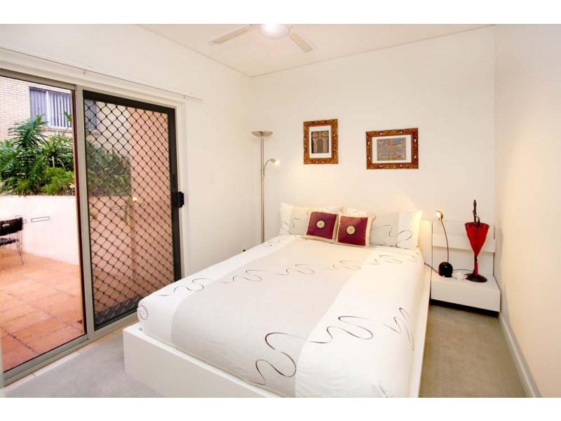 1 ‘Casa Del Mar’ 99 Old Burleigh Road, Broadbeach QLD 4218