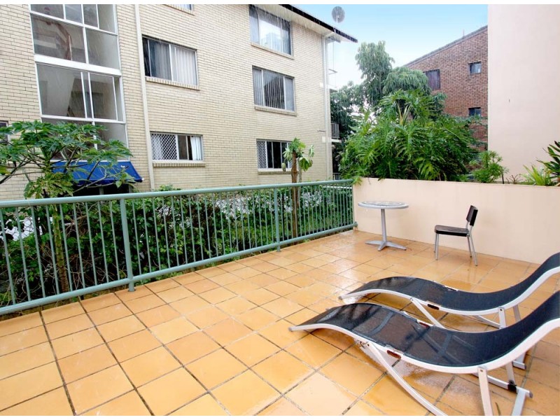 1 ‘Casa Del Mar’ 99 Old Burleigh Road, Broadbeach QLD 4218