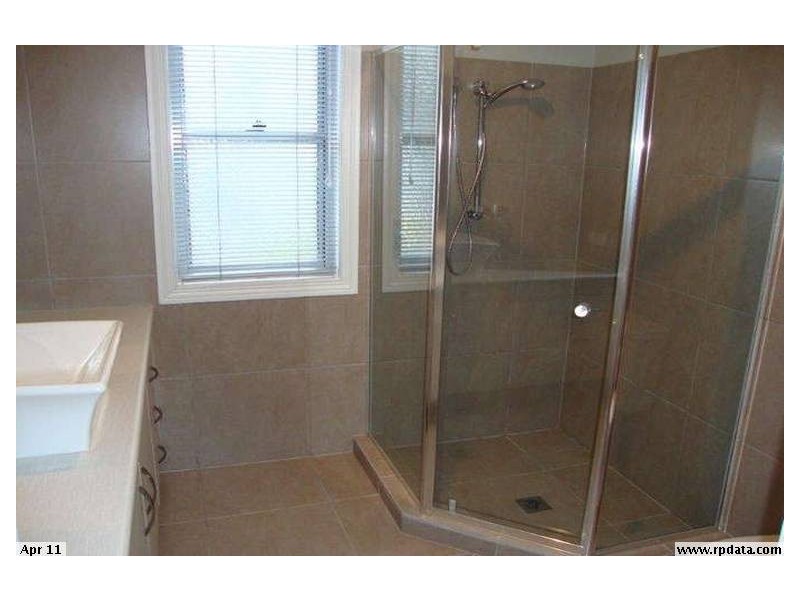 2/13 Andromeda Parade, Robina QLD 4226