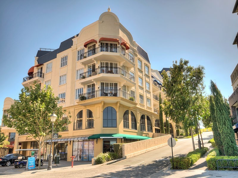 2028 ‘Maison’ 3029 The Boulevard, Carrara QLD 4211