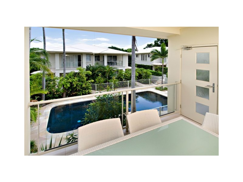 4 ‘Lifestyle on Gordon’ 27-29 Gordon Street, Labrador QLD 4215