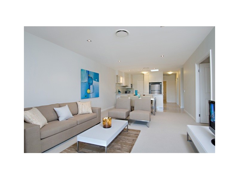 4 ‘Lifestyle on Gordon’ 27-29 Gordon Street, Labrador QLD 4215