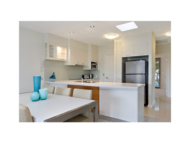 4 ‘Lifestyle on Gordon’ 27-29 Gordon Street, Labrador QLD 4215