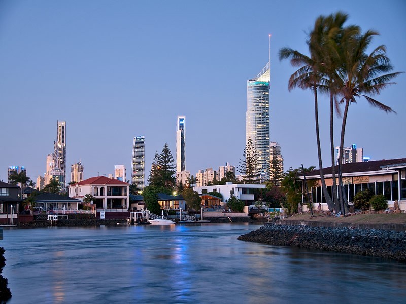 1 Cleland Crescent, Broadbeach Waters QLD 4218