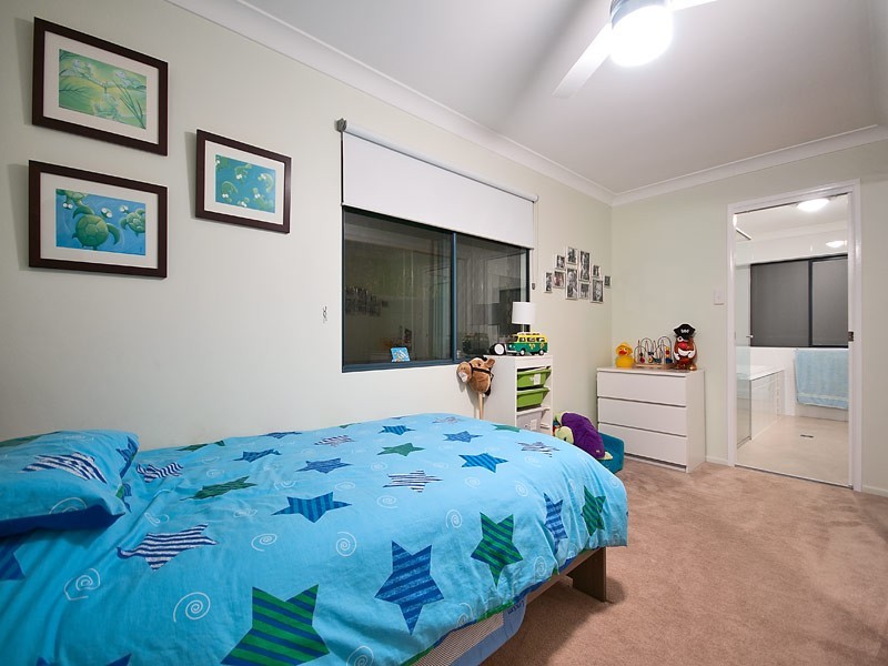 1 Cleland Crescent, Broadbeach Waters QLD 4218