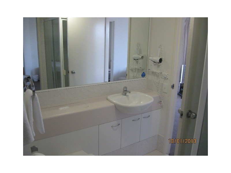 611/30 “Neptune” Surf Parade, Broadbeach, Broadbeach QLD 4218