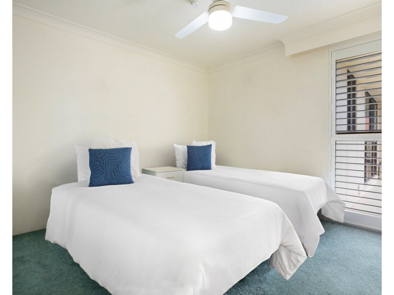 13/121 Surf Parade ‘Capricornia’, Broadbeach QLD 4218