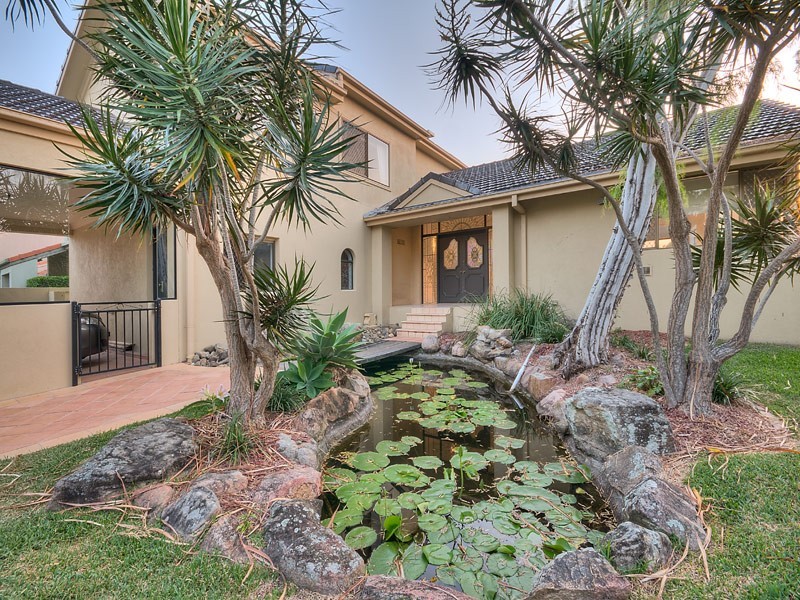 12 Neptune Court, Paradise Waters QLD 4217