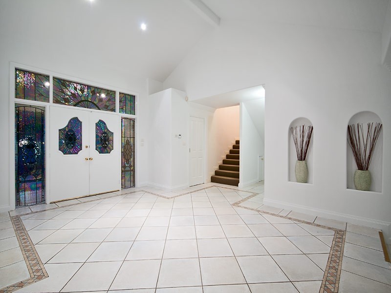 12 Neptune Court, Paradise Waters QLD 4217