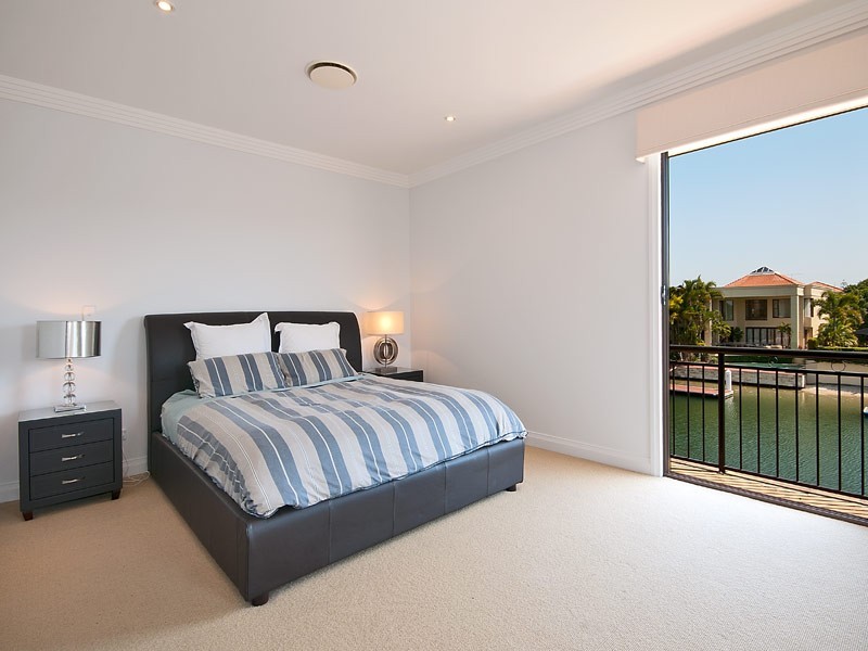 12 Neptune Court, Paradise Waters QLD 4217