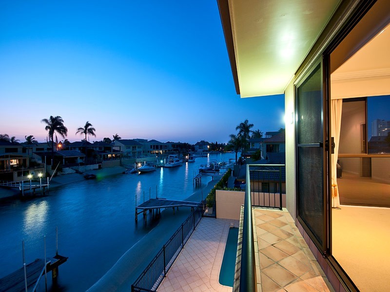 12 Neptune Court, Paradise Waters QLD 4217