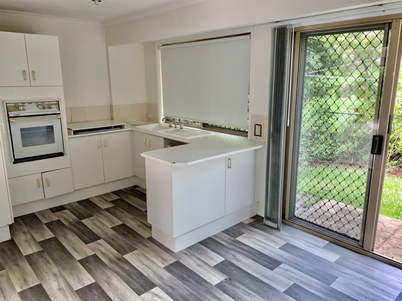 1/34-36 Golden palms Drive, Ashmore QLD 4214