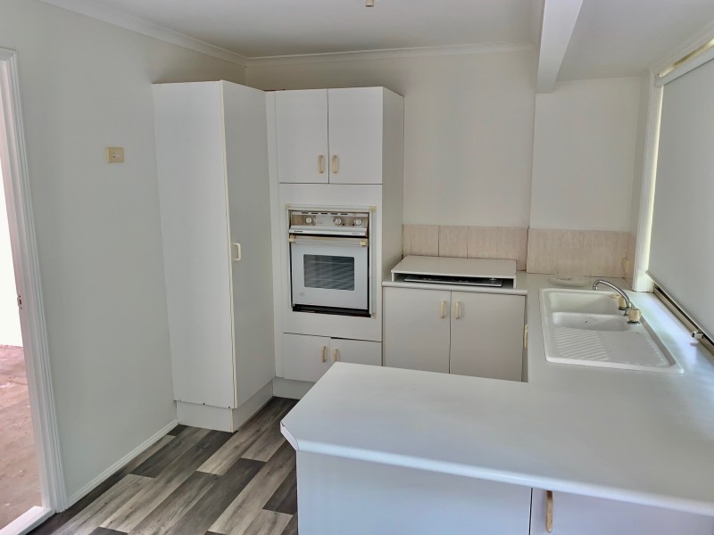 1/34-36 Golden palms Drive, Ashmore QLD 4214