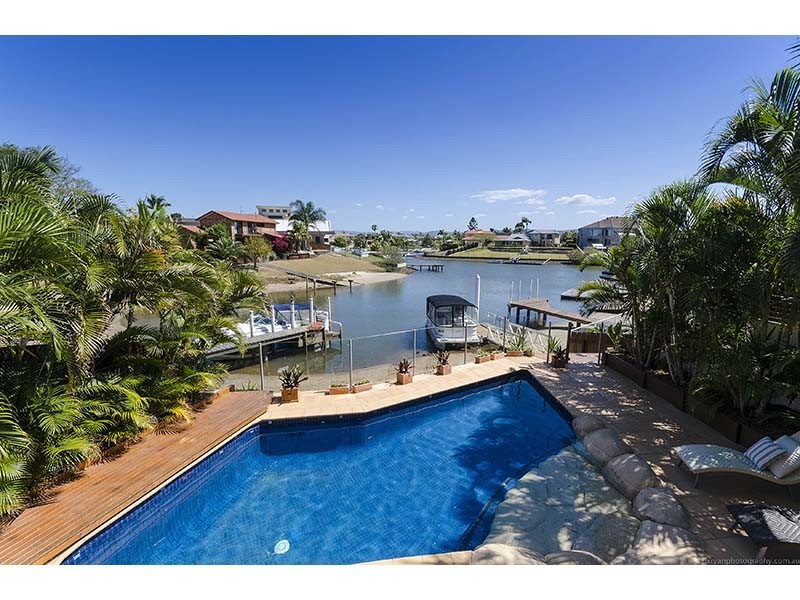 36 Blair Athol Crescent, Sorrento QLD 4217
