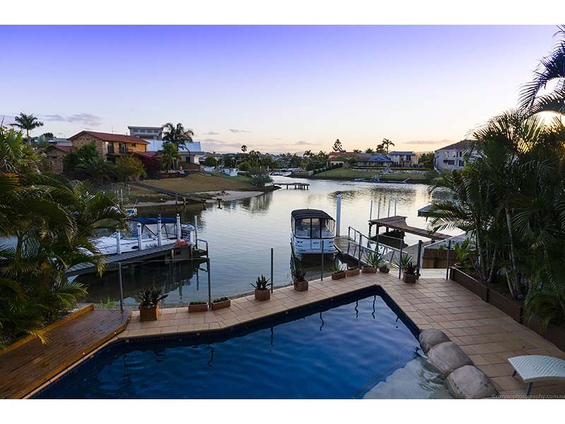 36 Blair Athol Crescent, Sorrento QLD 4217