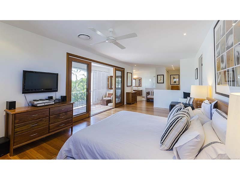 36 Blair Athol Crescent, Sorrento QLD 4217