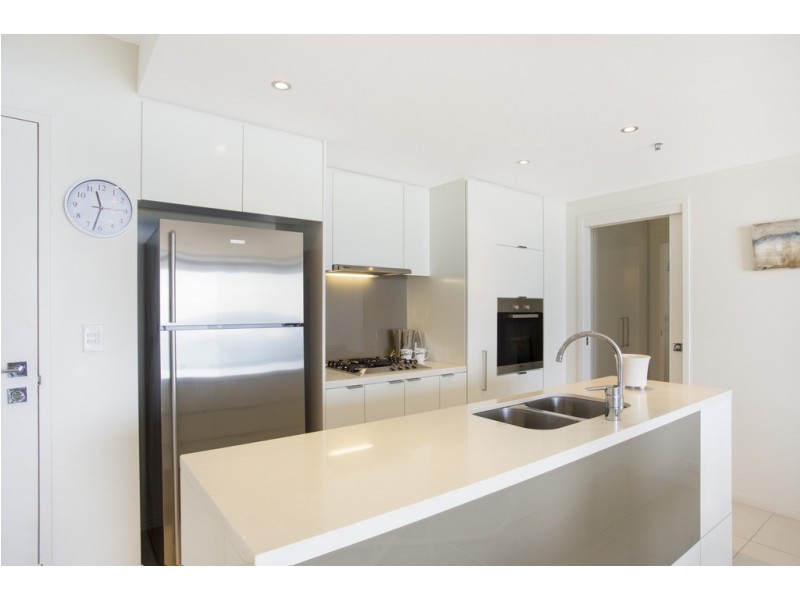 2302 ‘Ultra’ 14 George Avenue, Broadbeach QLD 4218