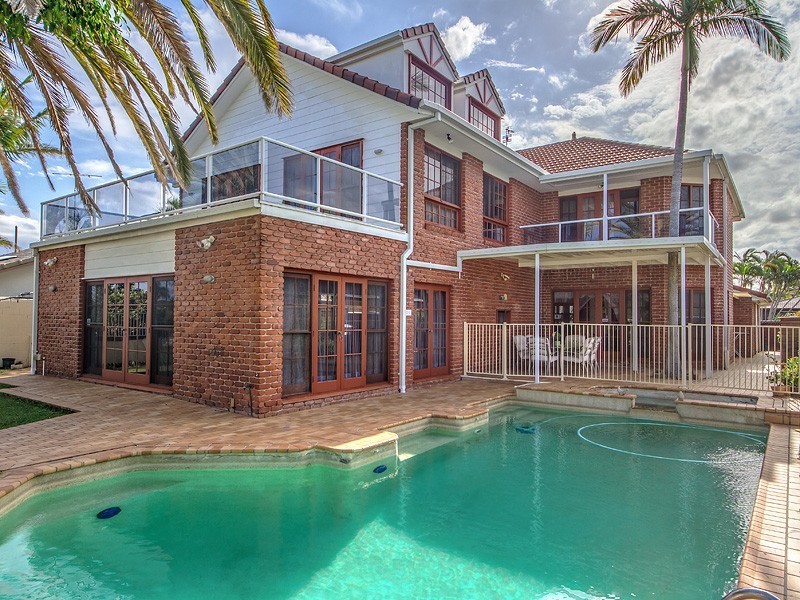 89 Campbell Street, Sorrento QLD 4217