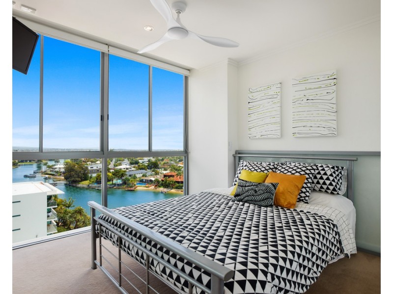 1707/33 T.E.Peters Drive ‘Freshwater Point’, Broadbeach Waters QLD 4218