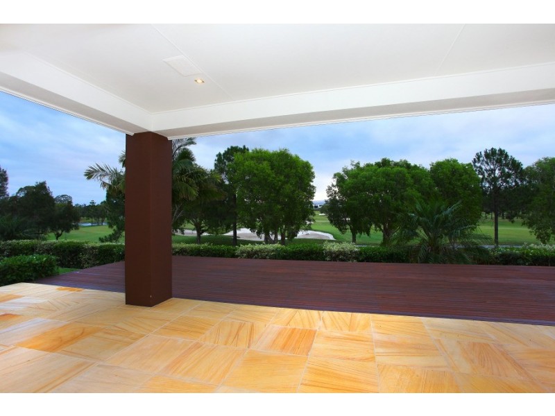 1038 Lakeview Terrace, Royal Pines, Benowa QLD 4217