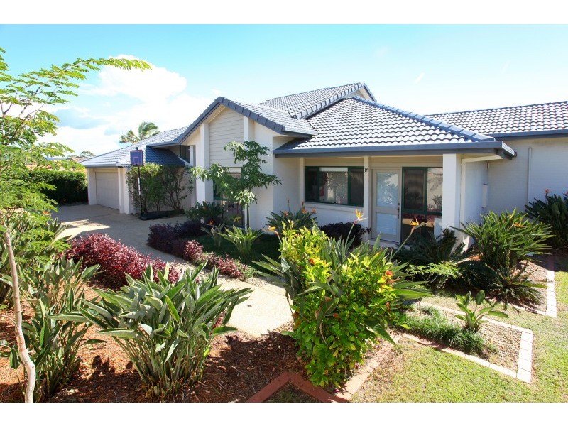293 Rio Vista Blvd, Mermaid Waters QLD 4218