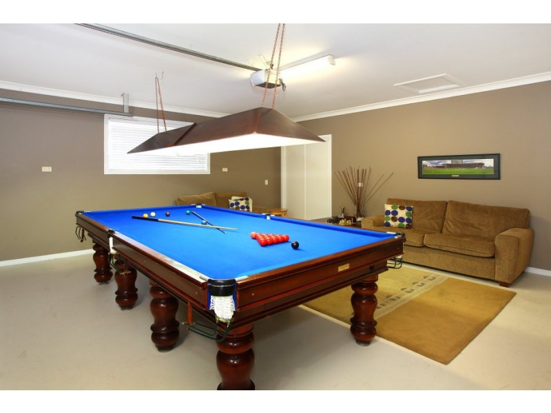 293 Rio Vista Blvd, Mermaid Waters QLD 4218