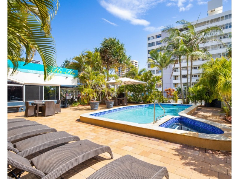 301/2 Queensland Avenue ‘Hi Ho’, Broadbeach QLD 4218