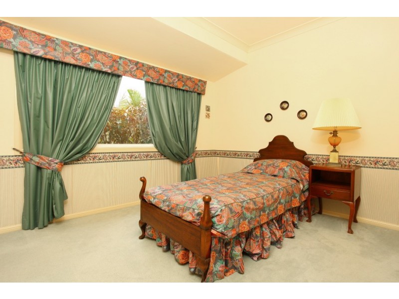 12 Bentleigh Court, Robina QLD 4226