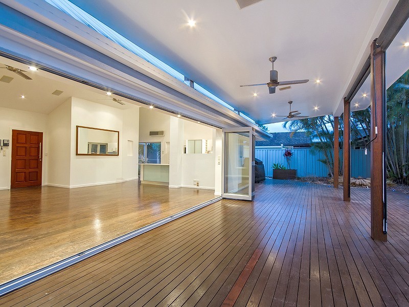 3 Moomba Court, Sorrento QLD 4217
