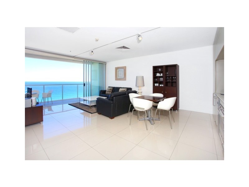 2104 ‘Air on Broadbeach’ 159 Old Burleigh Road, Broadbeach QLD 4218