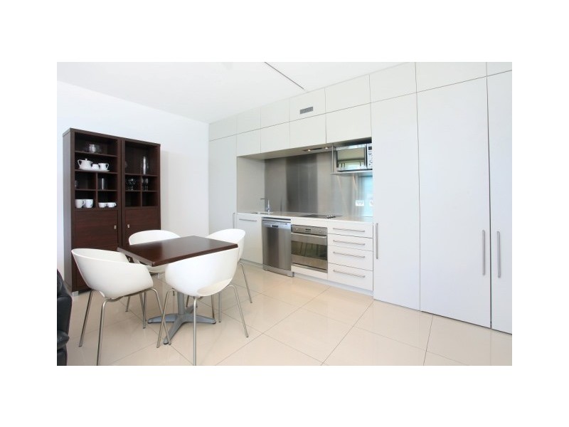 2104 ‘Air on Broadbeach’ 159 Old Burleigh Road, Broadbeach QLD 4218
