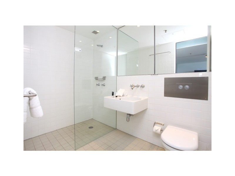 2104 ‘Air on Broadbeach’ 159 Old Burleigh Road, Broadbeach QLD 4218