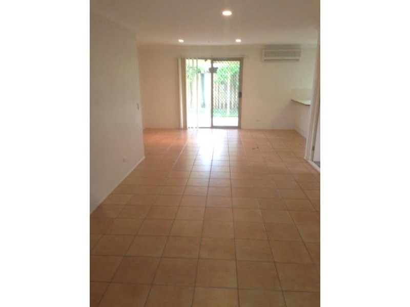 29 Seafoam Close, Varsity Lakes QLD 4227