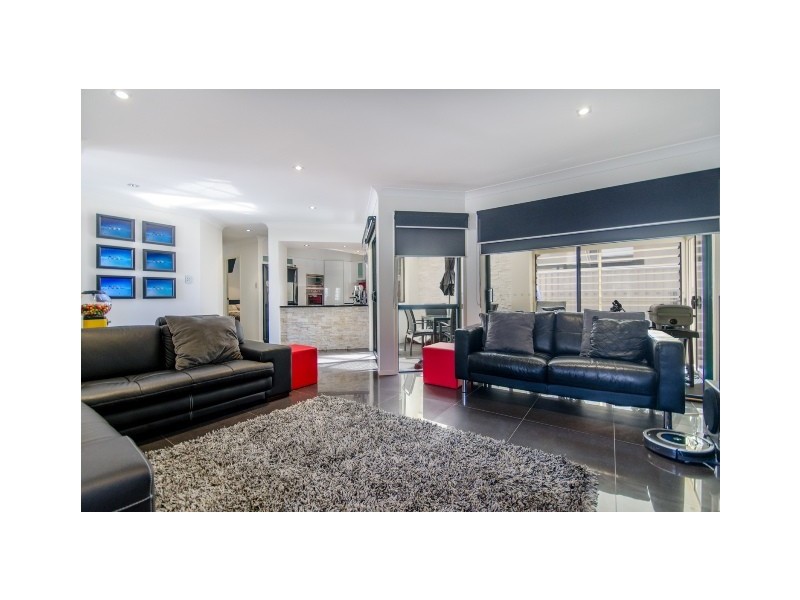 1/15 Miami Shore Pde, Miami QLD 4220