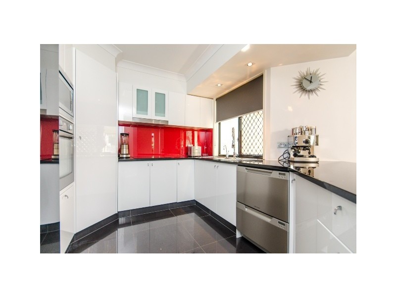 1/15 Miami Shore Pde, Miami QLD 4220