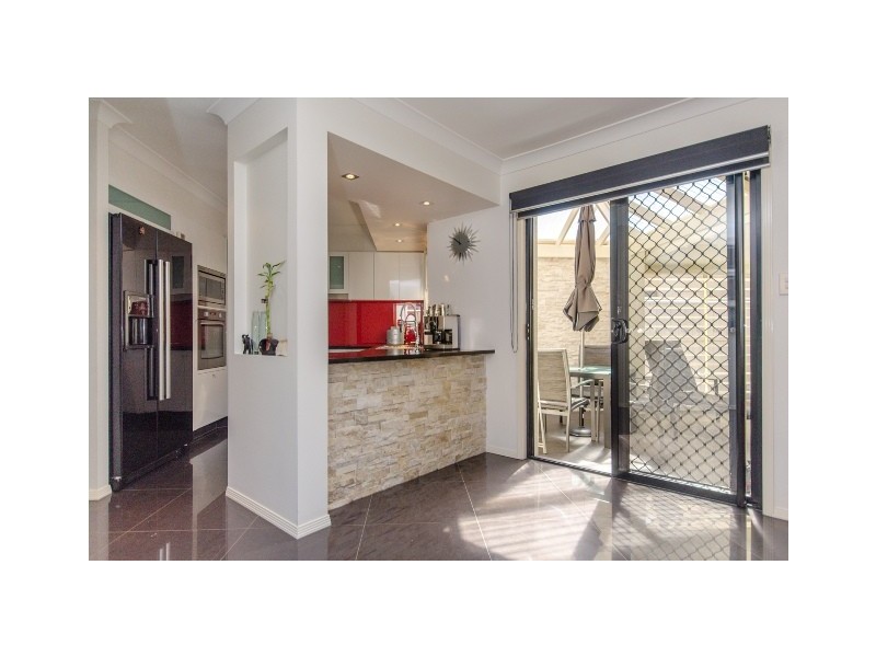 1/15 Miami Shore Pde, Miami QLD 4220