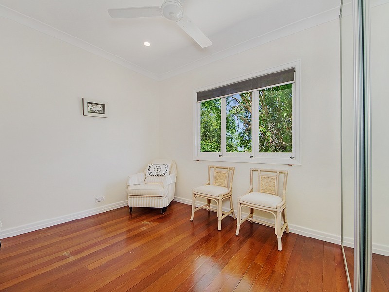 10 Alicia Street, Southport QLD 4215