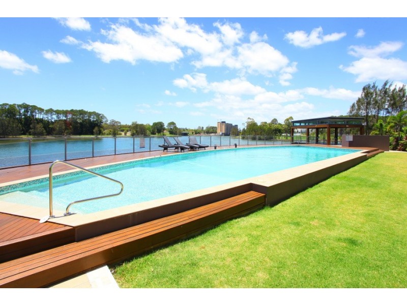 3/22 Ben Lexcen Place, Robina QLD 4226