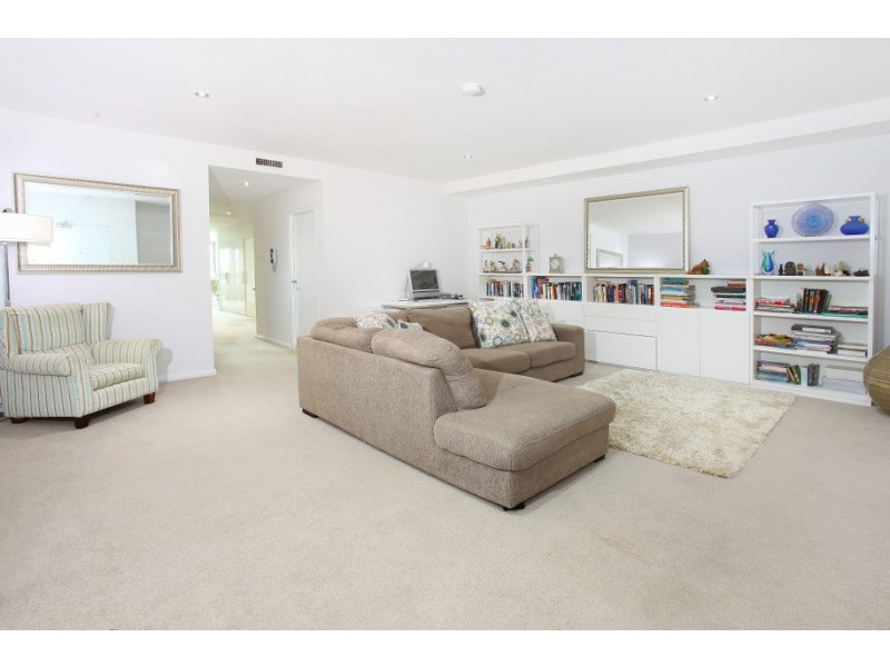 3/22 Ben Lexcen Place, Robina QLD 4226