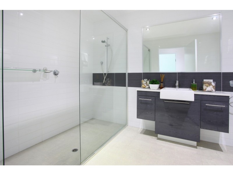 3/22 Ben Lexcen Place, Robina QLD 4226