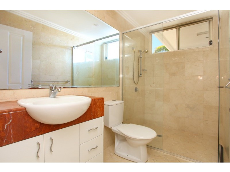 8 ‘Raffles on Capri’ 103 Salerno Street, Surfers Paradise QLD 4217