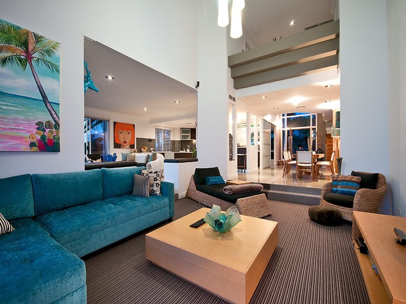 130 Amalfi Drive, Isle Of Capri QLD 4217