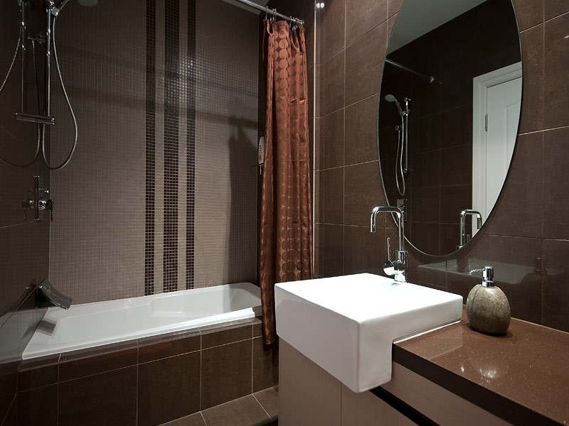 130 Amalfi Drive, Isle Of Capri QLD 4217