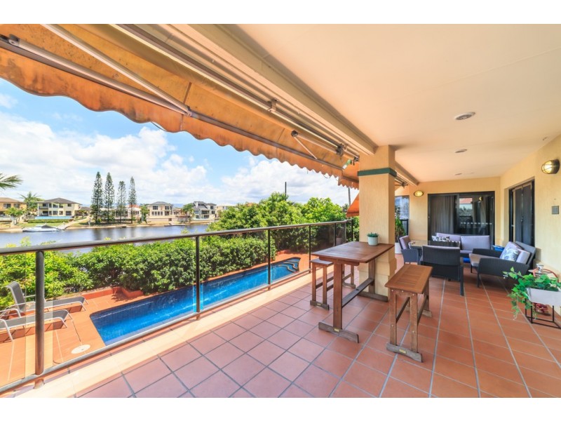 28 Charolais Crescent, Benowa Waters QLD 4217