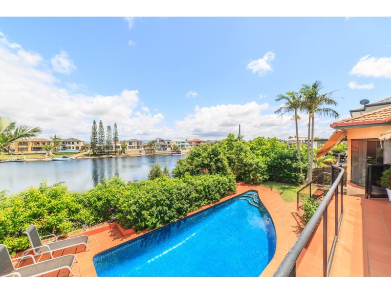 28 Charolais Crescent, Benowa Waters QLD 4217