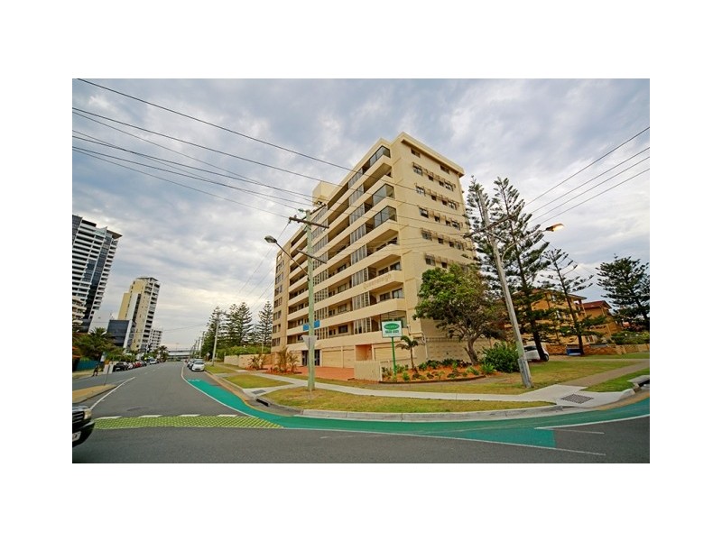 7 ‘Queensleigh’ 5-7 Queensland Avenue, Broadbeach QLD 4218